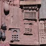 polverosi intagli in legno